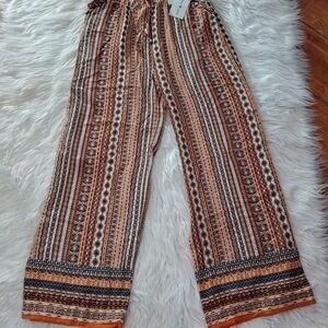 Love & wish Elastic waist woman's pants. (AA)
